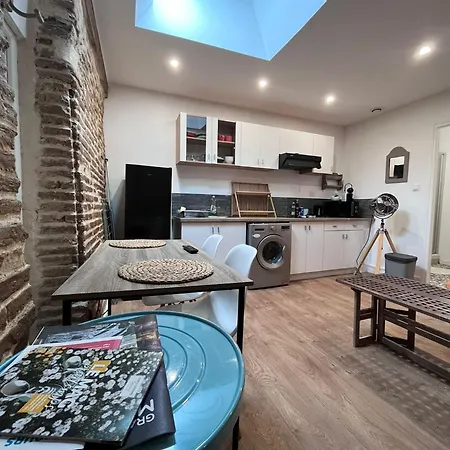 Le Cours Foucault - 3 - 8 Couchages Apartamento *