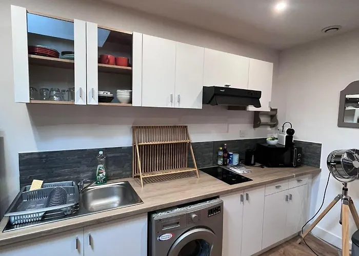 Le Cours Foucault - 3 - 8 Couchages Апартаменты